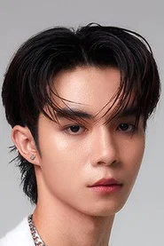 Photo of Jinnaphop Prattranasanti as Zen