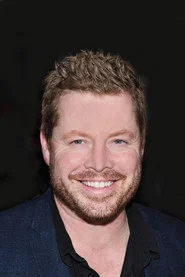 Photo of David Richmond-Peck as Patrick Paulson
