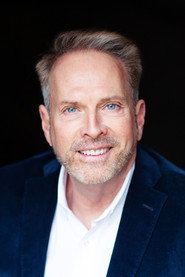 Photo of Kevin Tarte as Count von Krolock