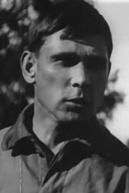 Photo of Ivan Shtraukh as Korotkov, machinist