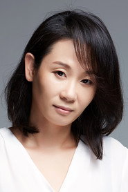 Photo of Kim Sun-young as Seo Young-a