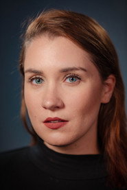 Photo of Natálie Golovchenko as ředitelka školy Maderová