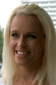 Photo of Sophie Logan
