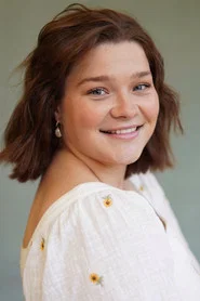 Photo of Jess Kuss as Mia