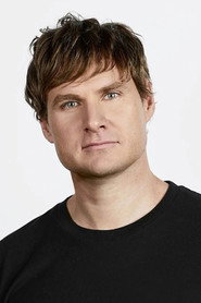 Photo of Damien Power as Glen