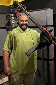 Photo of Elijah Muldrow as Right Hand Man