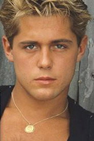 Photo of Christopher Lance as Steven Harrington