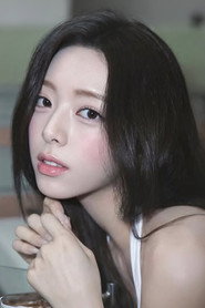 Photo of Yuna as Hong Jang-mi