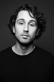 Photo of Armand Rosbak as Noah