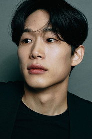 Photo of Lee Chan-yong as Kim Kyung-min