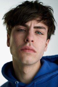 Photo of Leo Konrad Kuhn as Simon