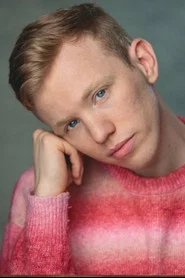 Photo of Harry Evans as Violet