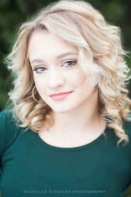 Photo of Preslee Bishop as Carrie Sane