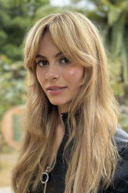 Photo of Lou Lou Safran as Katie