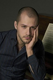 Photo of Alex Esposito as Faraone
