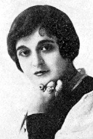 Photo of Ruby Hoffman as Juanita