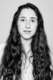 Photo of Mechi Lakatos as Goldy