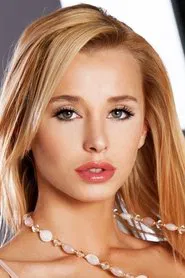 Photo of Dominika Jandlová as Drucilla's Girl #2