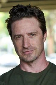Photo of Nate Smith as Gordon