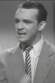 Photo of Pepe del Río as Juan Zubieta