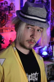 Photo of Nikime as Kommandant Nix
