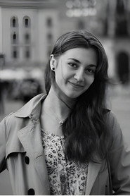 Photo of Oliko Barbakadze as Lisa