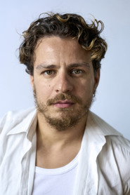 Photo of Francisco Kalle Navarro as Ekskæreste