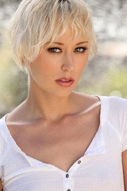 Photo of Brooke Taylor
