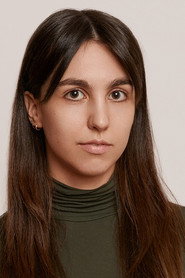 Photo of Julia Glisic as Lynn