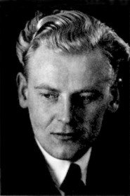 Photo of Gunnar Skoglund as bildamens man