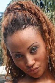 Photo of Luana Alves
