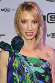 Photo of Ginie Van De Noort as The bimbo