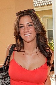 Photo of Bella Rose
