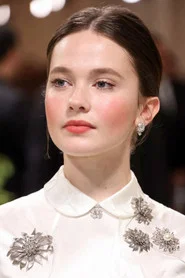 Photo of Cailee Spaeny as Ashley Miller