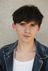 Photo of Esteban Delsaut as André