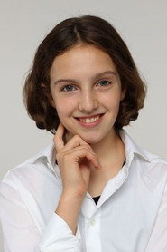 Photo of Alissa Lazar as Alicia