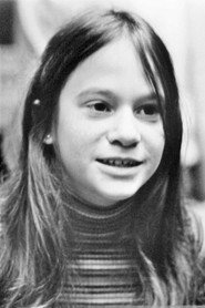 Photo of Sally Prager as Claudia Kincaid