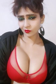 Photo of Simran Kapoor as Preeti
