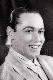 Photo of Sayre Dearing as Racetrack Spectator (uncredited)