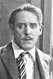 Photo of Robert Cain as Captain Henry Dumont