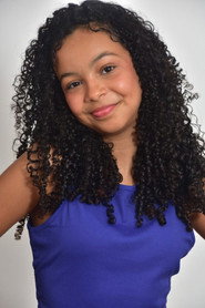 Photo of Emilly Puppim as Mel