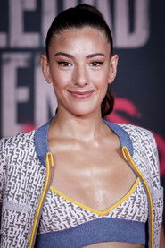 Photo of Candela González as Vio