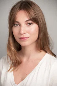 Photo of Ania Hernández as Bea joven