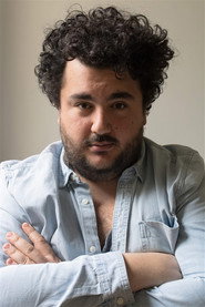 Photo of Yoni Dahan as Gwen
