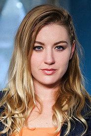 Photo of Hailey Chown as Arrow
