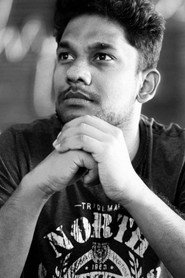 Photo of Vignesh Raja as Gautham Rajkumar (Adult)