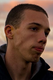 Photo of Santiago Hardie as Electricista