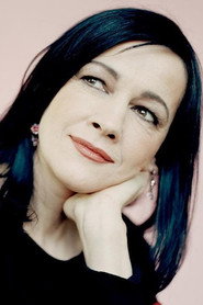 Photo of Almut Zilcher as Marianne, Sitas Mutter