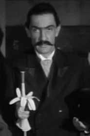 Photo of Max Langler as Matlatzín