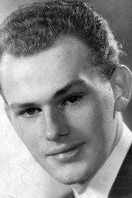 Photo of Robert Duke as Dr. Kim Baylor